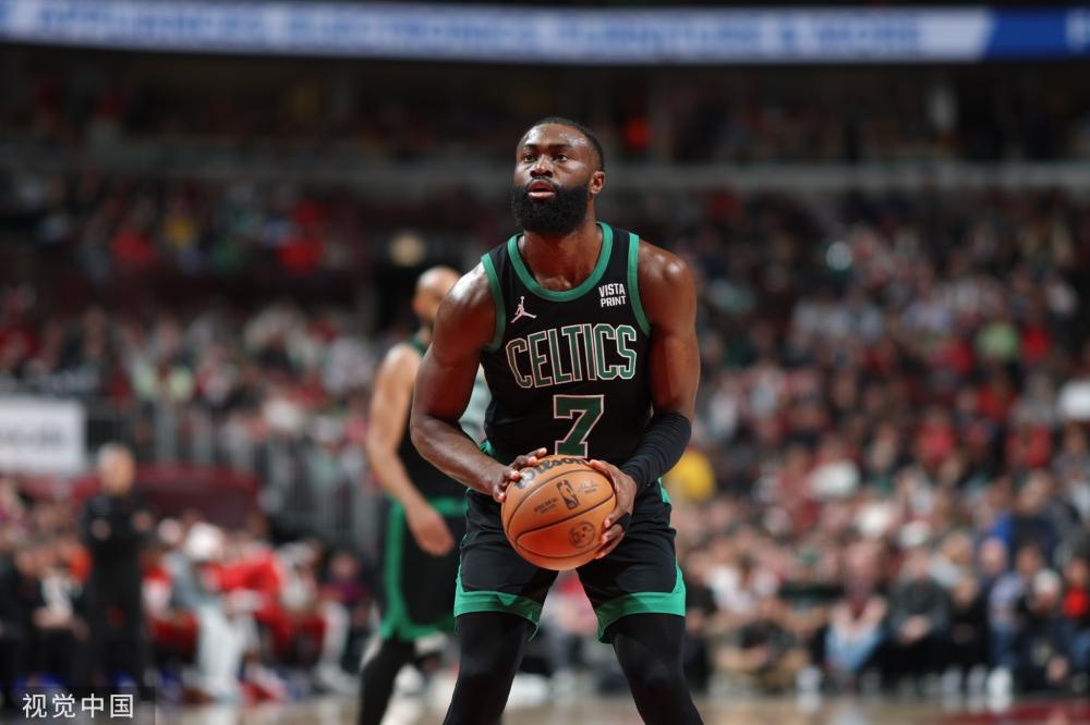 轻的运动员 轻的运动员