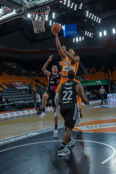 战术调整也 战术调整也