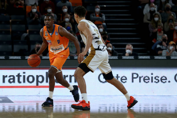 家队的整体 家队的整体